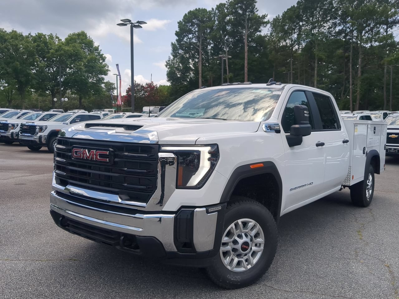 New 2026 Summit White GMC Pro image 1