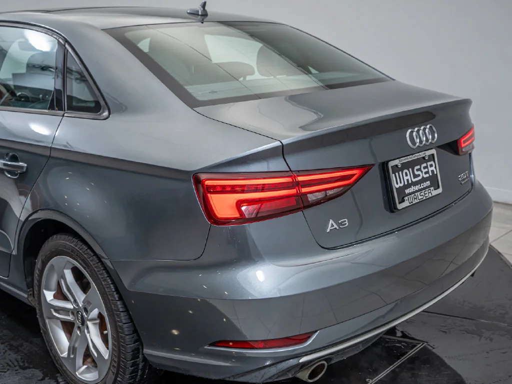 Used 2018 Monsoon Gray Metallic Audi 2.0T Premium image 19