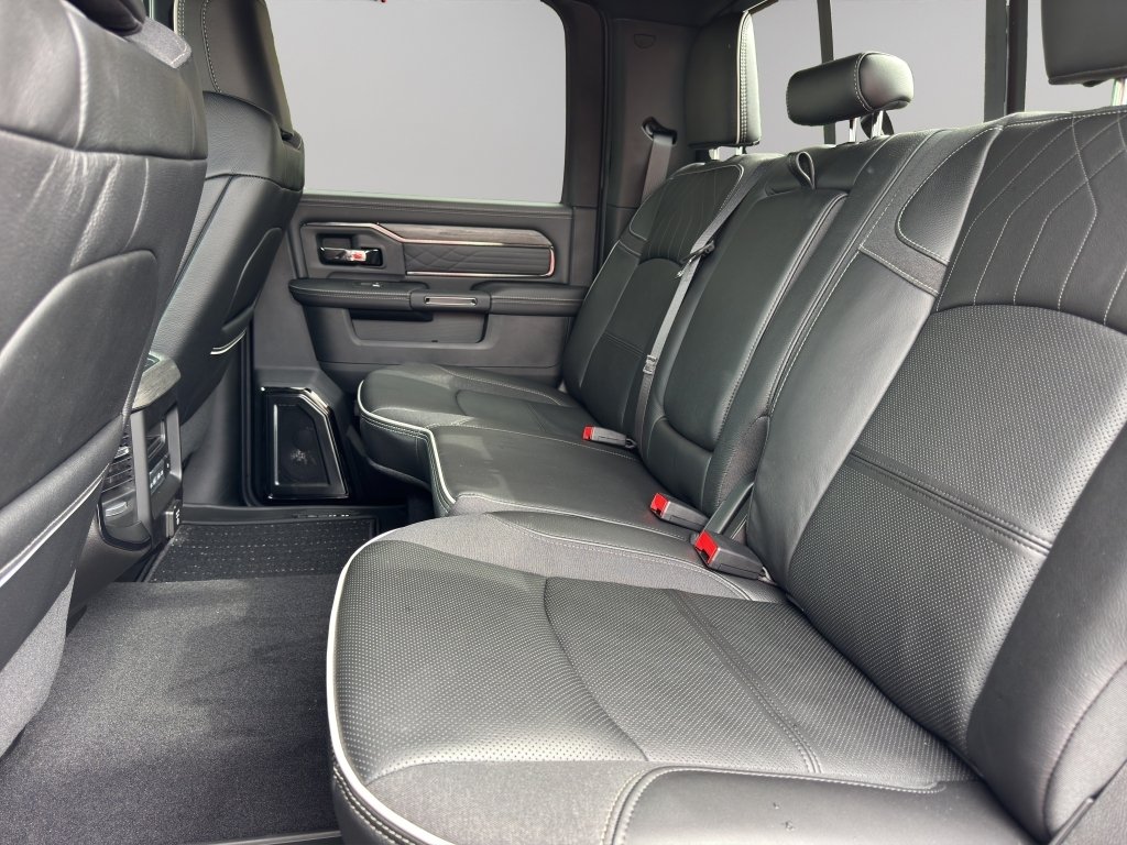 New 2026 Ceramic Gray Clear-Coat Exterior Paint RAM Limited image 18