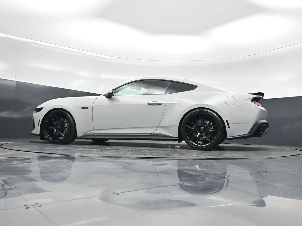 New 2026 Avalanche Gray Ford GT image 48