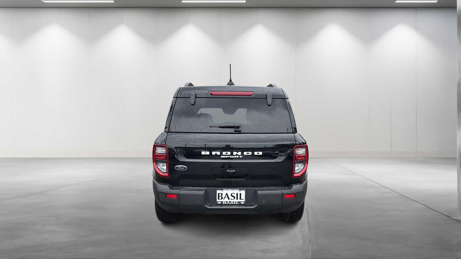 Used 2025 Shadow Black Ford Outer Banks image 6