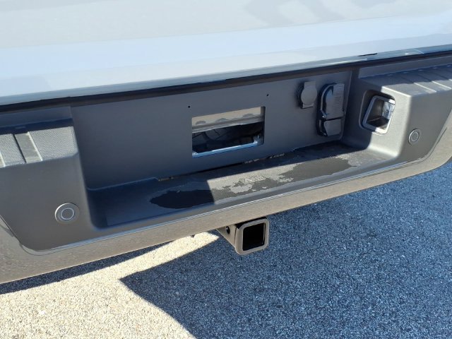 New 2026 Star White Metallic Tri-Coat Ford King Ranch® image 6