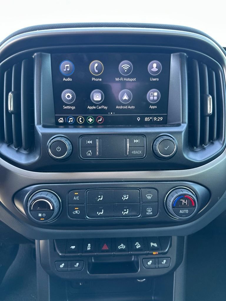Used 2022 Blue Chevrolet Z71 image 20