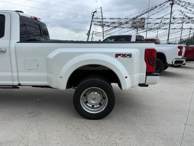 Used 2021 White Ford Platinum image 13