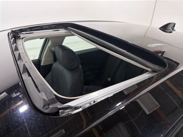 2025 Acura TLX 2.0 Auto Technology Package's photo