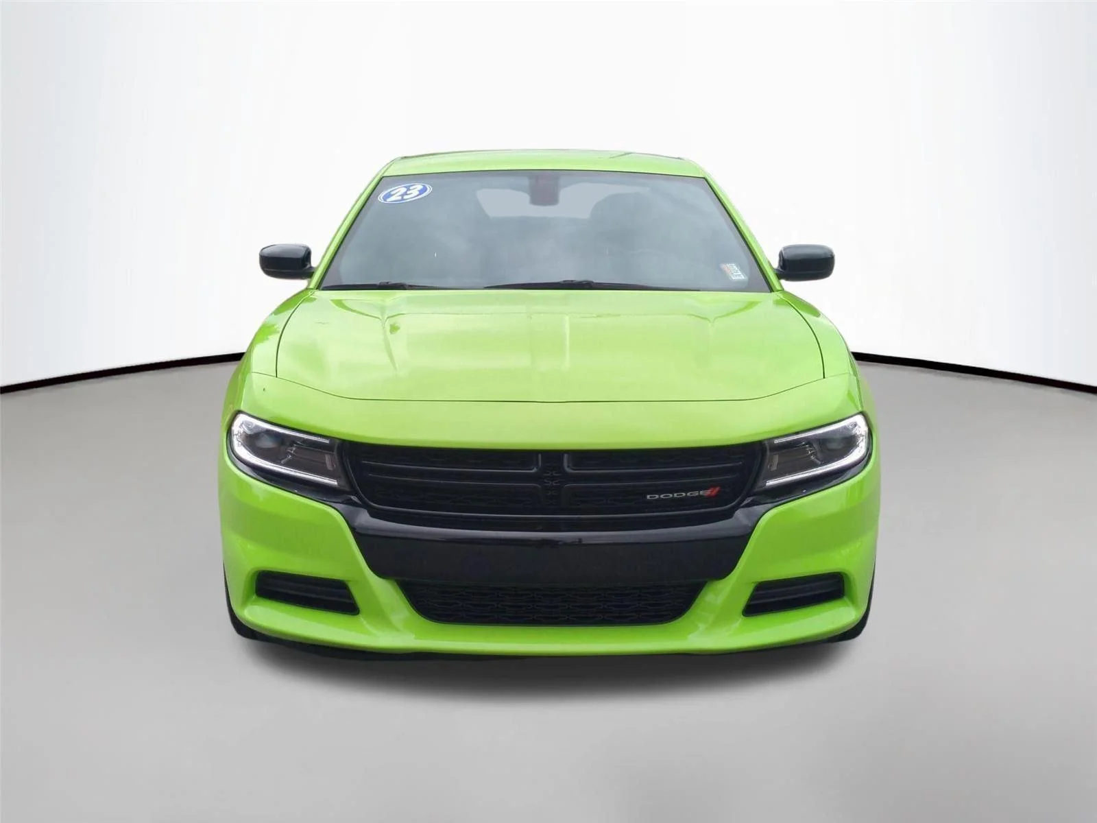 Used 2023 Sublime Metallic Clearcoat Dodge SXT image 8