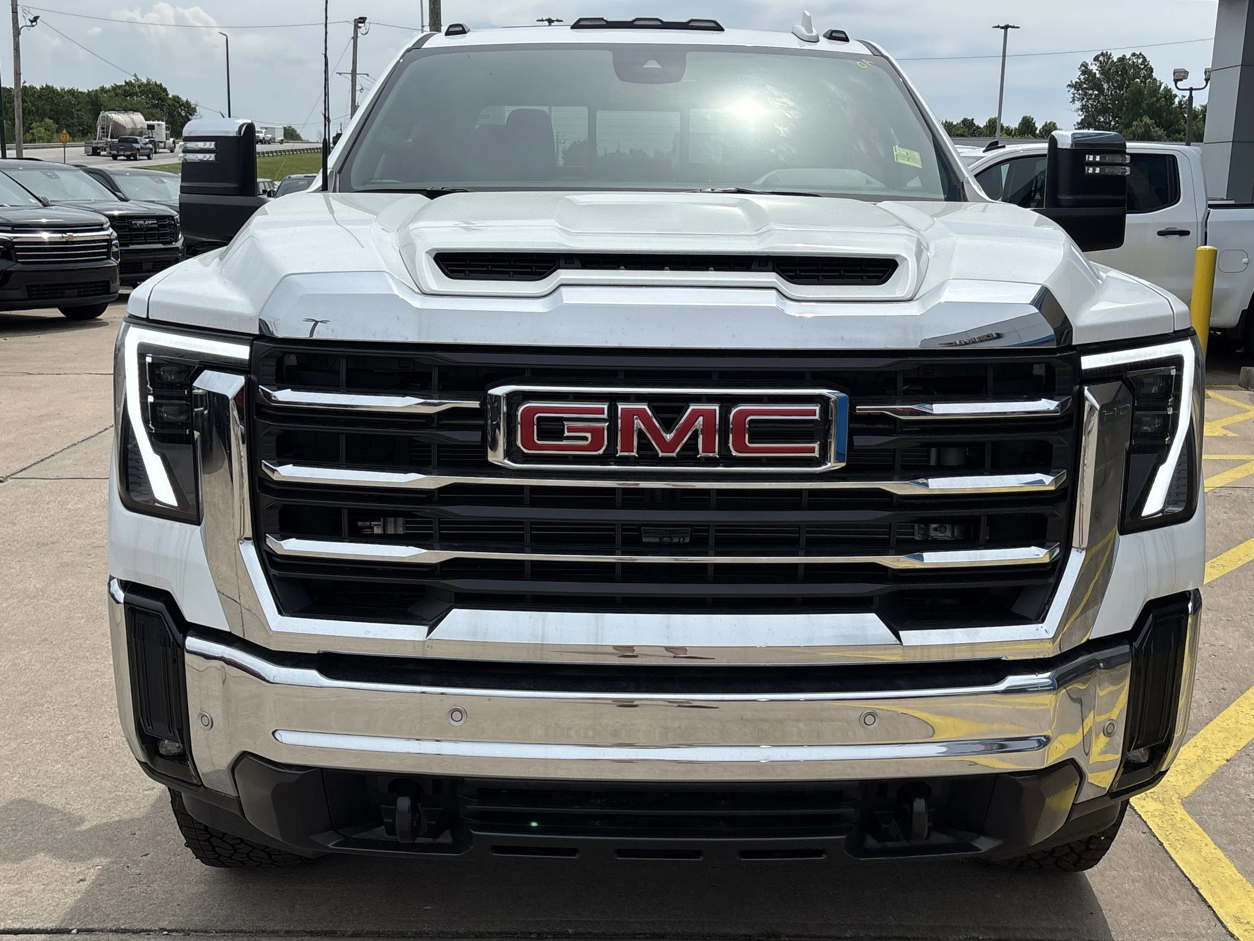 2026 GMC Sierra 2500HD SLT - Photo 15