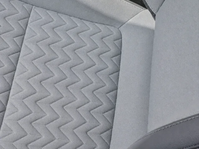 Used 2022 Blue Chevrolet LS image 19