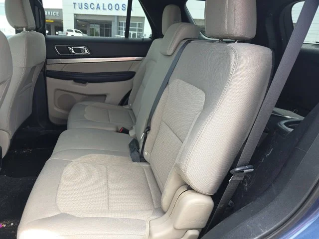 Used 2018 Blue Ford XLT image 10