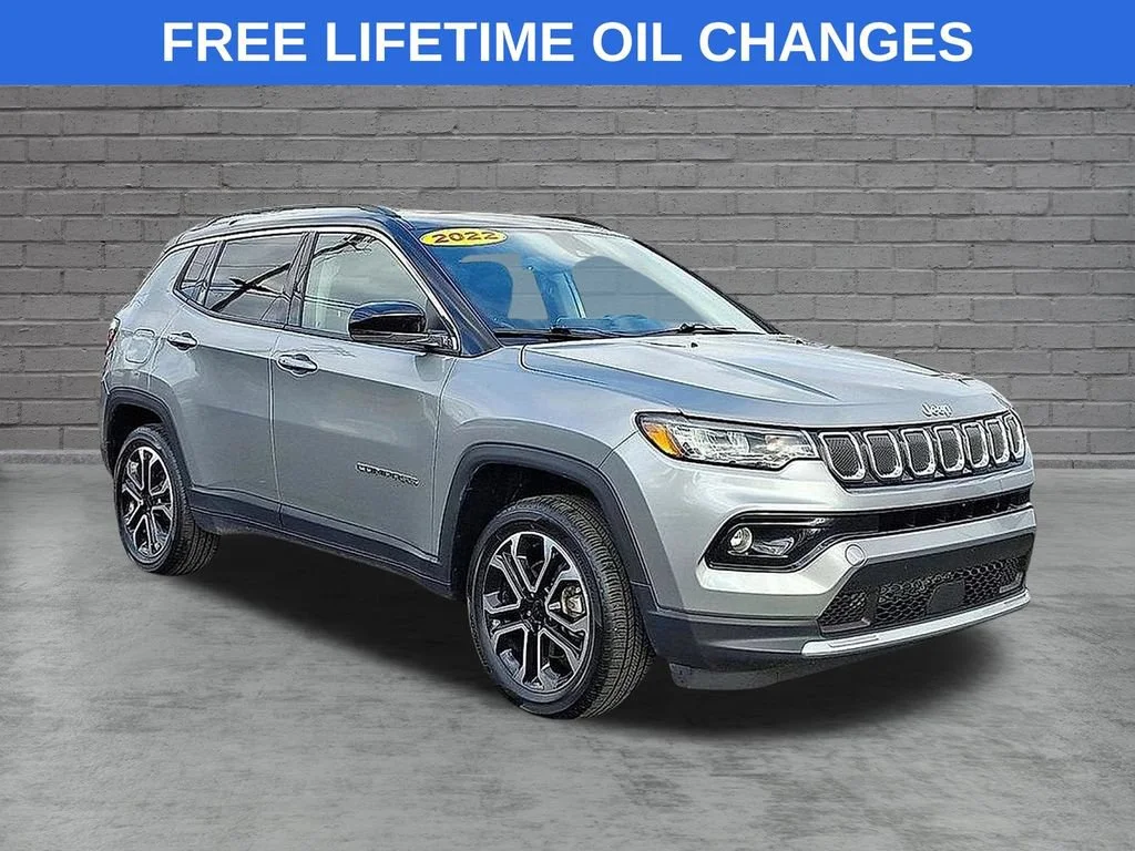 Used 2022 Billet Silver Metallic Clearcoat Jeep Limited image 1