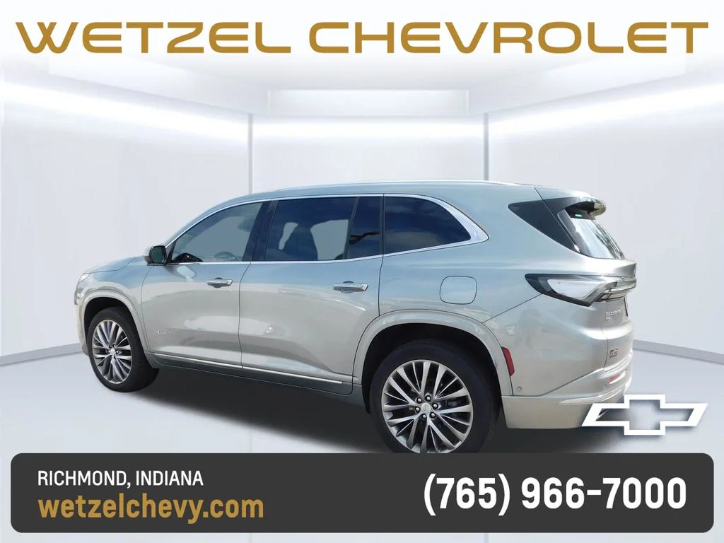 Used 2025 Gray Buick Avenir image 5