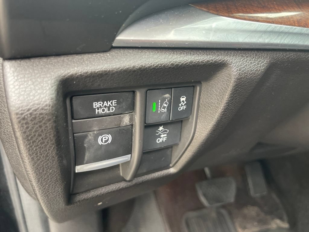 Used 2018 Crystal Black Pearl Acura w/Technology Pkg image 21