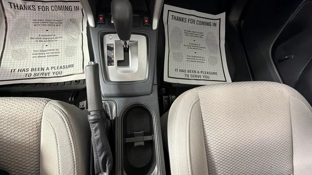 Used 2017  Subaru Premium image 21