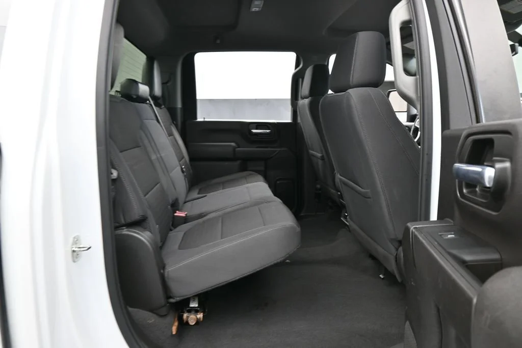 Used 2022 Summit White Chevrolet LT image 33
