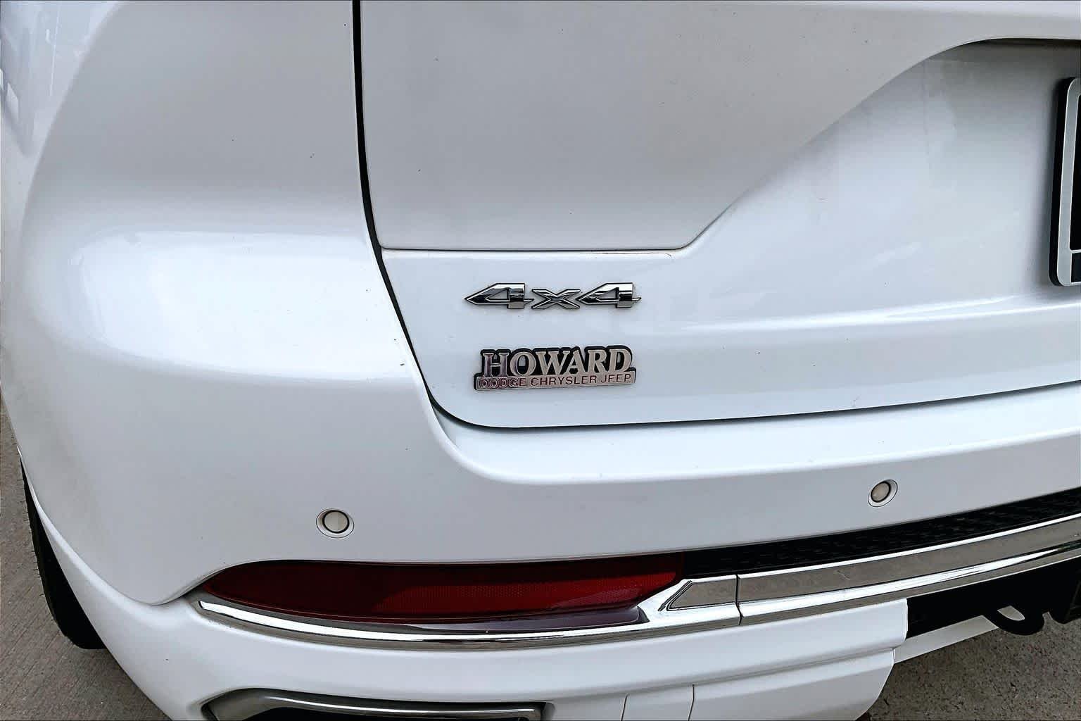Used 2022 Bright White Clearcoat Jeep Overland image 31