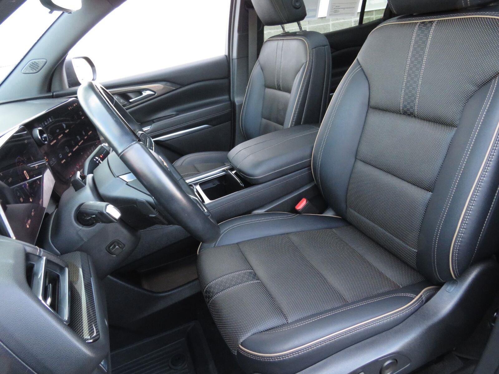 Used 2026 Mosaic Black Metallic Chevrolet AWD High Country image 22