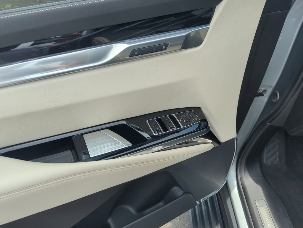 Used 2025 Silver Cadillac Sport image 18