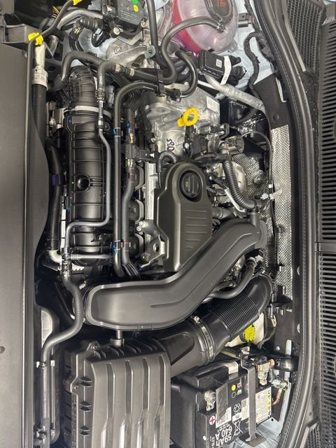 New 2026  Volkswagen 1.5T Sport image 9