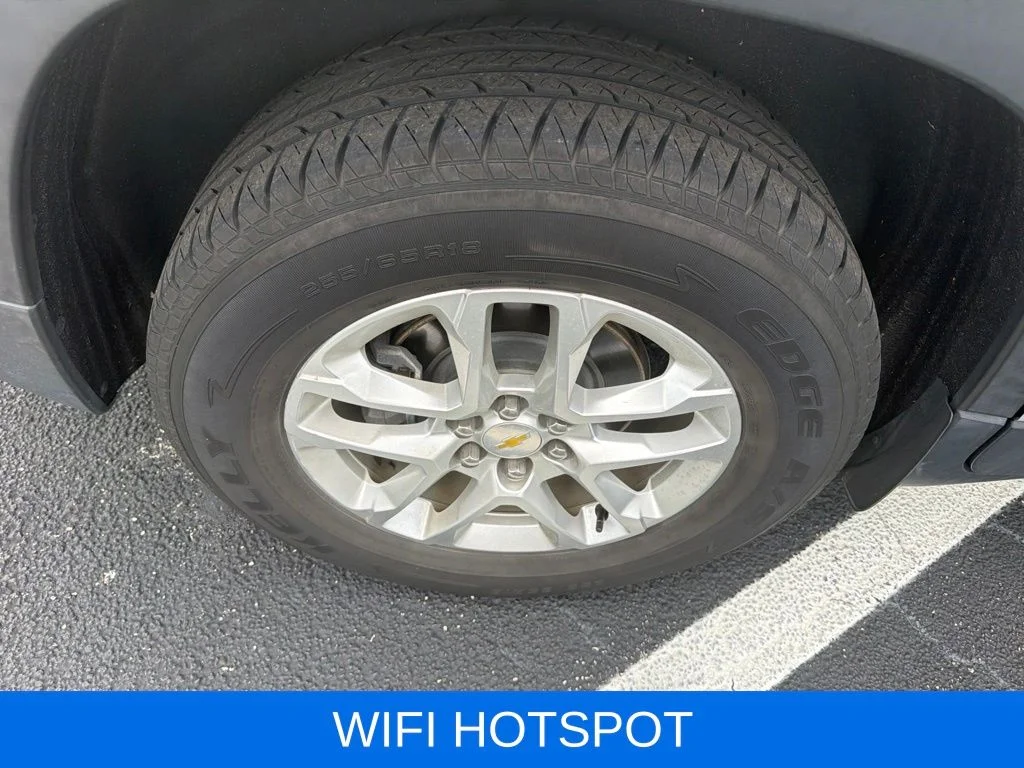 Used 2019 Silver Chevrolet LT image 8