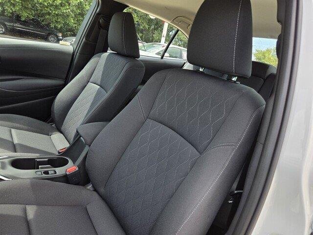 Used 2026 Wind Chill Pearl Toyota LE image 11