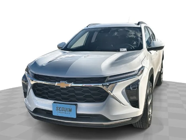 Certified Used 2025 Summit White Chevrolet LT image 1