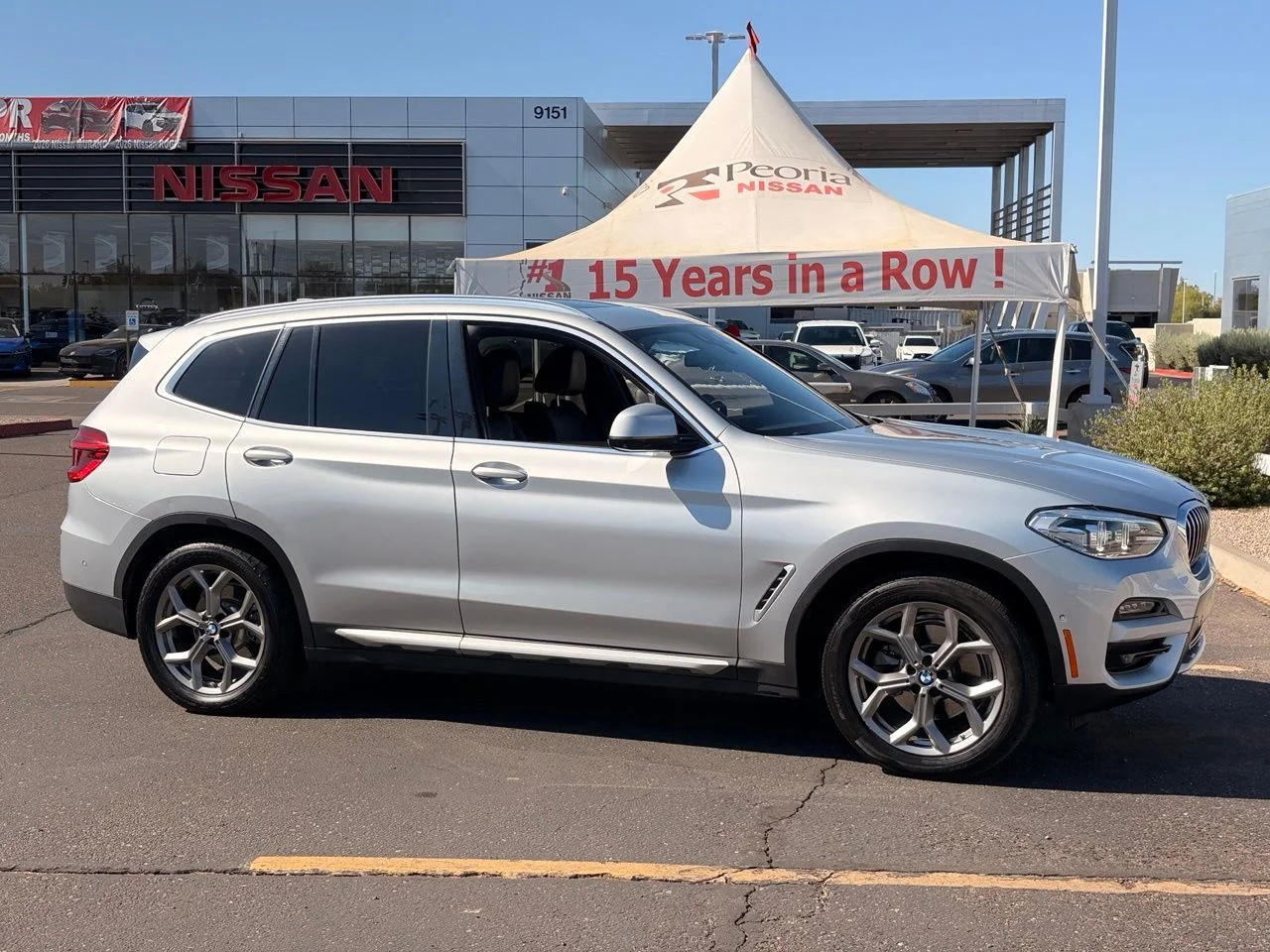 Used 2020 Glacier Silver Metallic BMW sDrive30i image 7