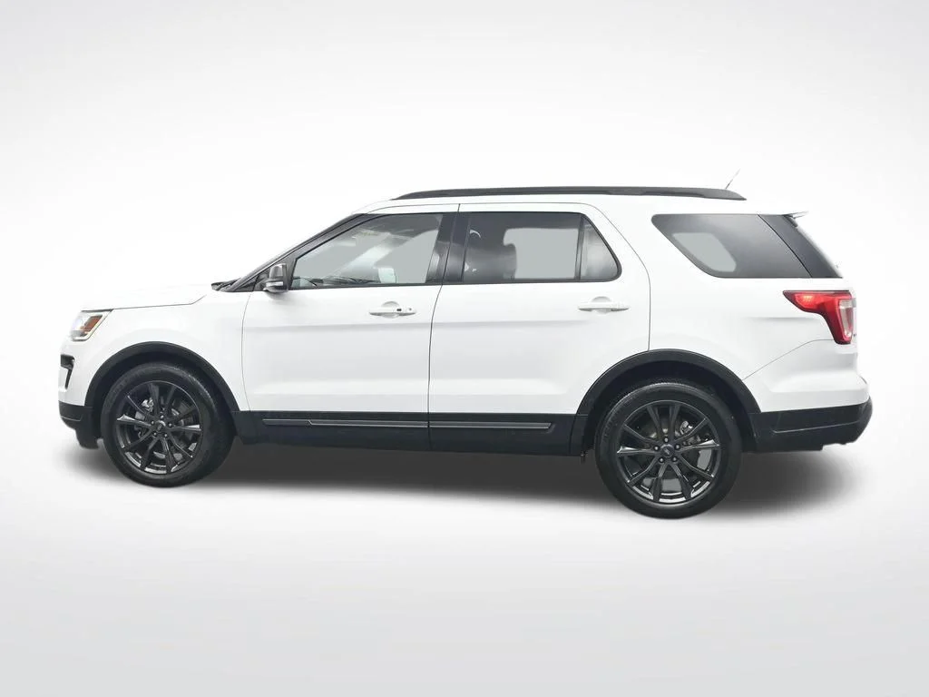 Used 2018 White Ford XLT image 10