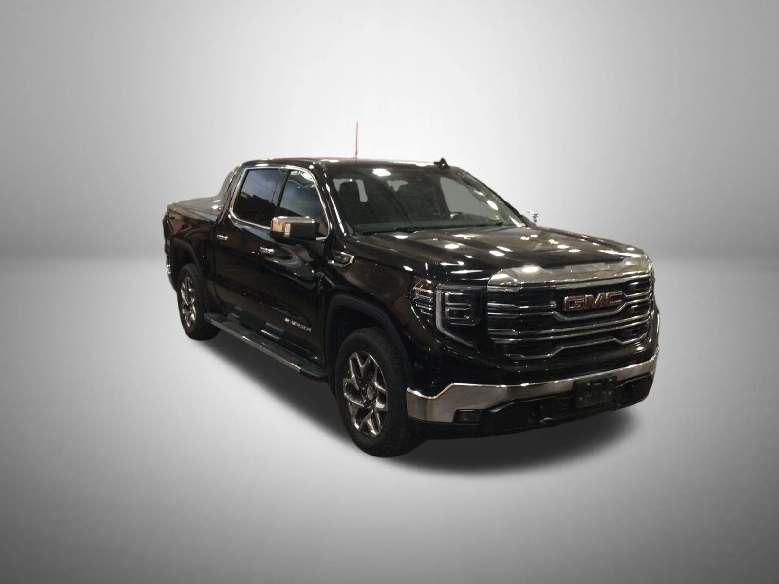 Used 2023 Black GMC SLT image 1