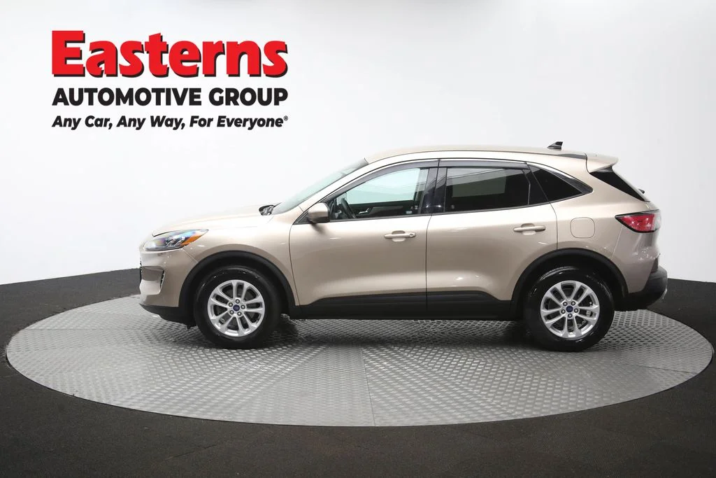 Used 2020 Gold Ford SE image 61