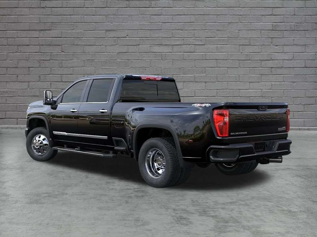 New 2026 Black Chevrolet High Country DRW image 4