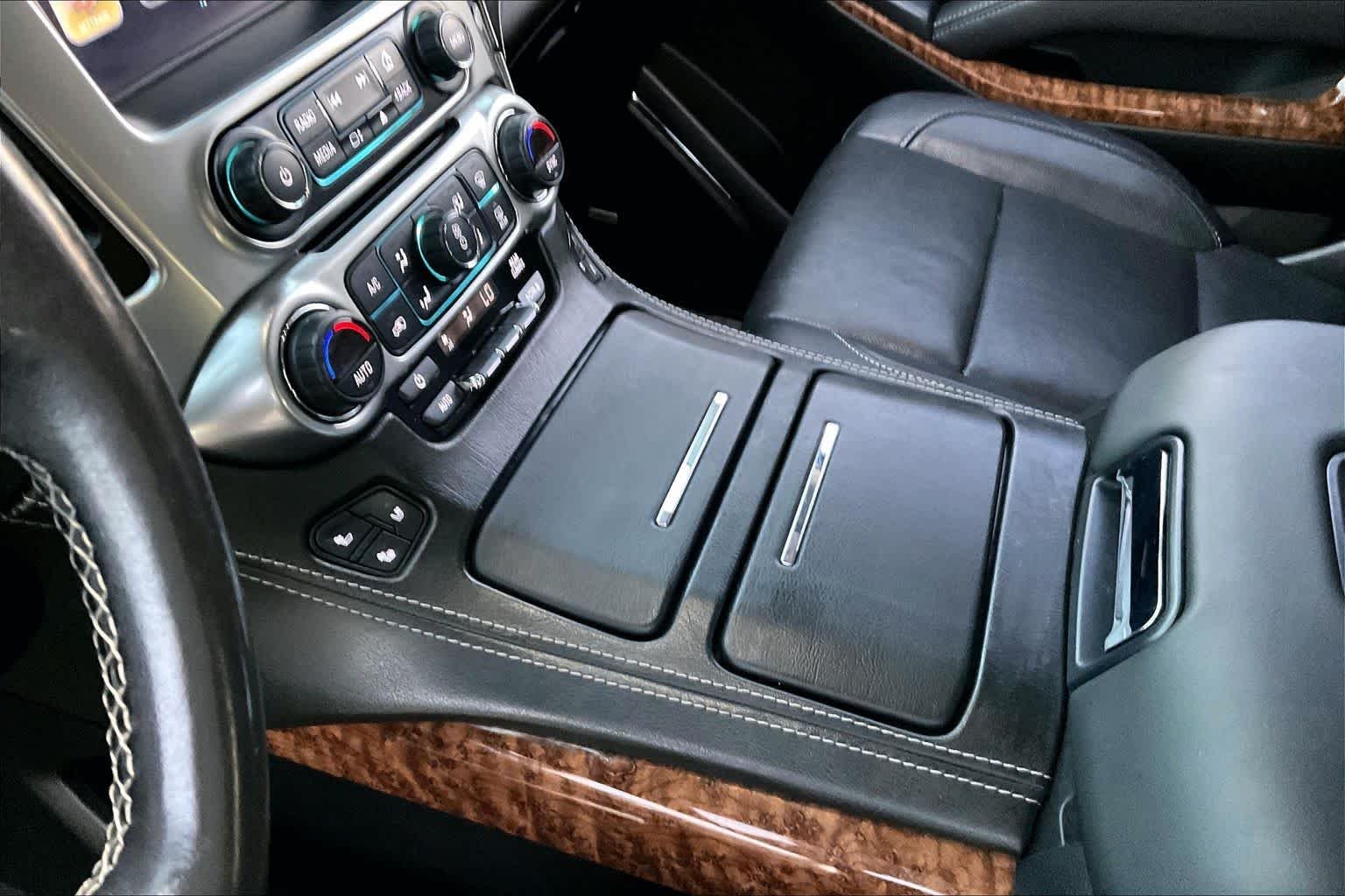 Used 2019 Summit White Chevrolet Premier image 16