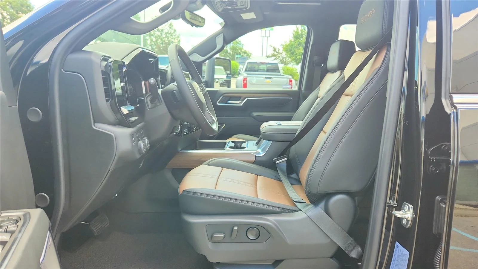 2026 Chevrolet Silverado 2500 HD High Country - Photo 28