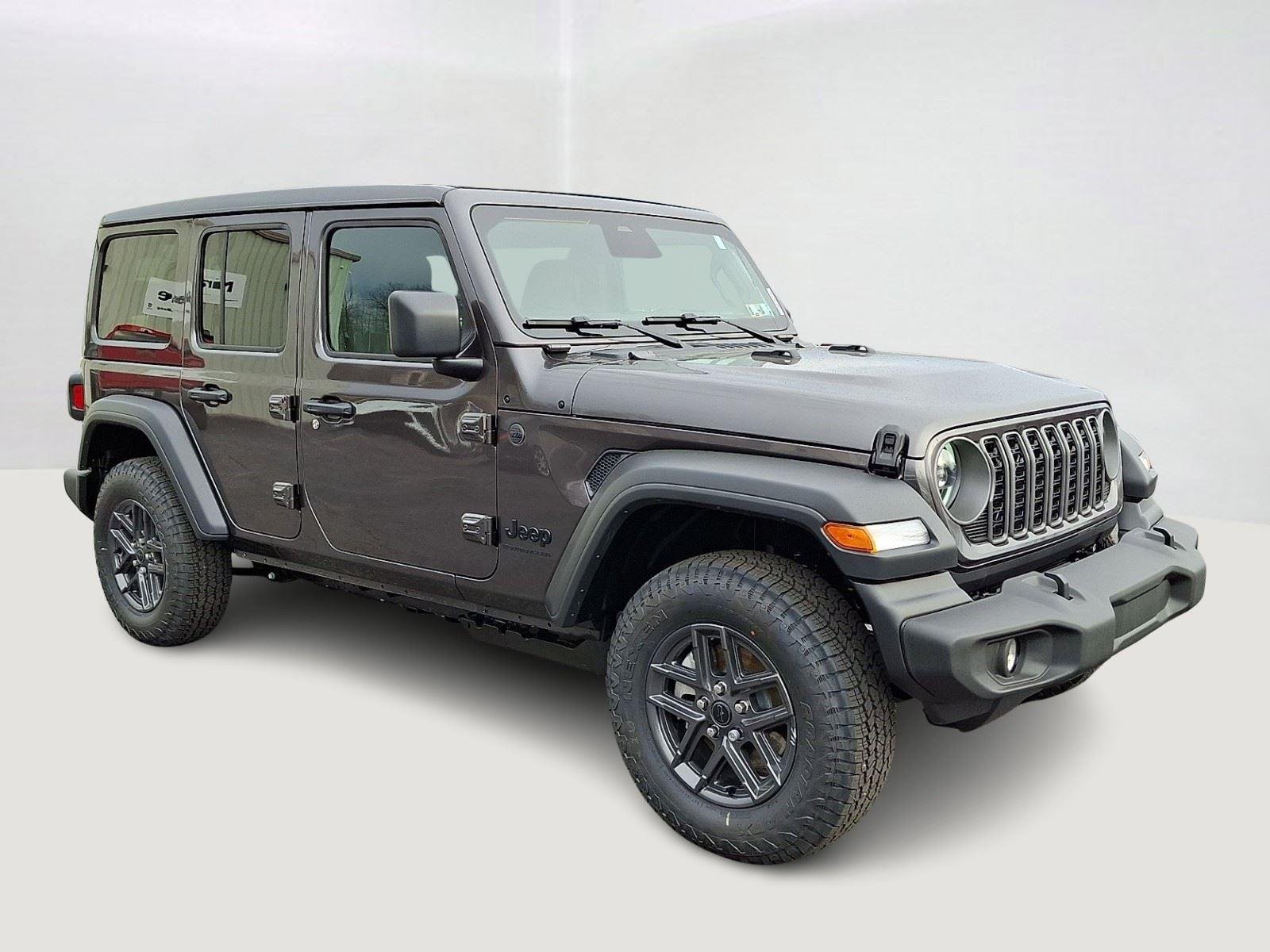 New 2026 Granite Crystal Metallic Clear-Coat Exterior Paint Jeep Sport S image 2