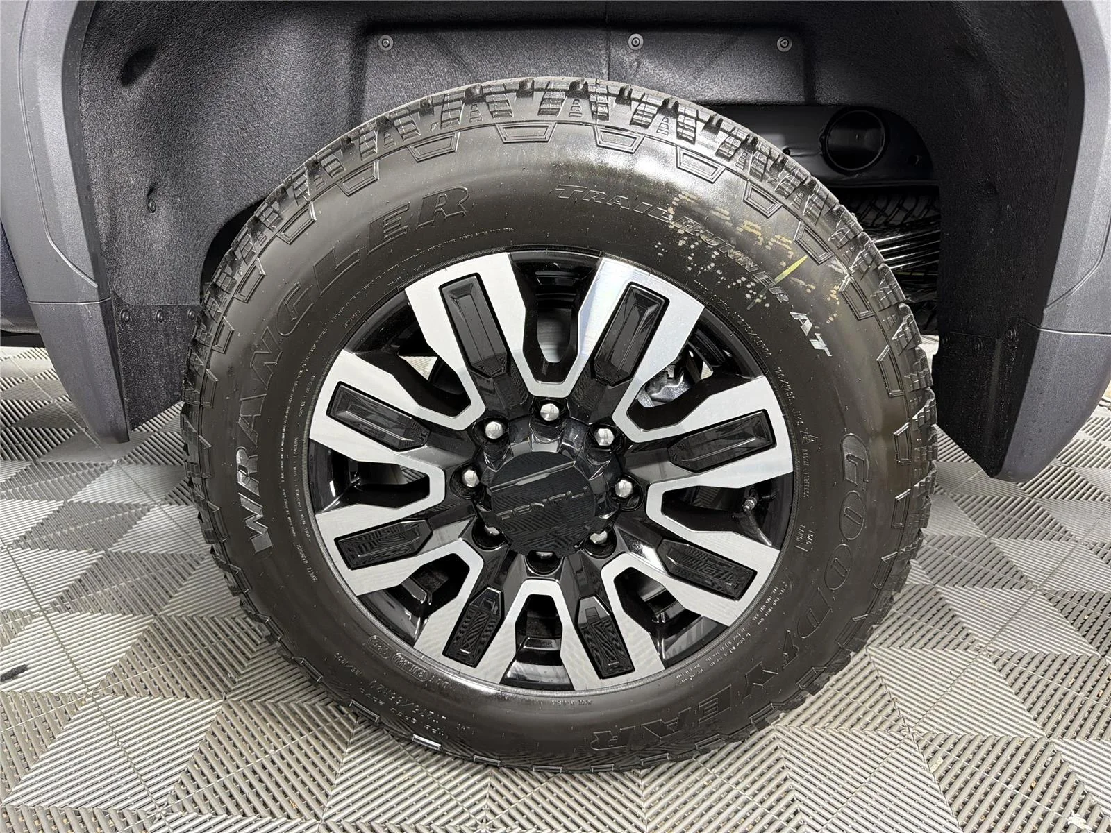 New 2026 Titanium Rush Metallic GMC Denali Ultimate image 19