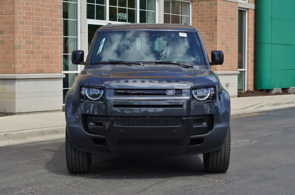 Used 2026 Gray Land Rover S image 4