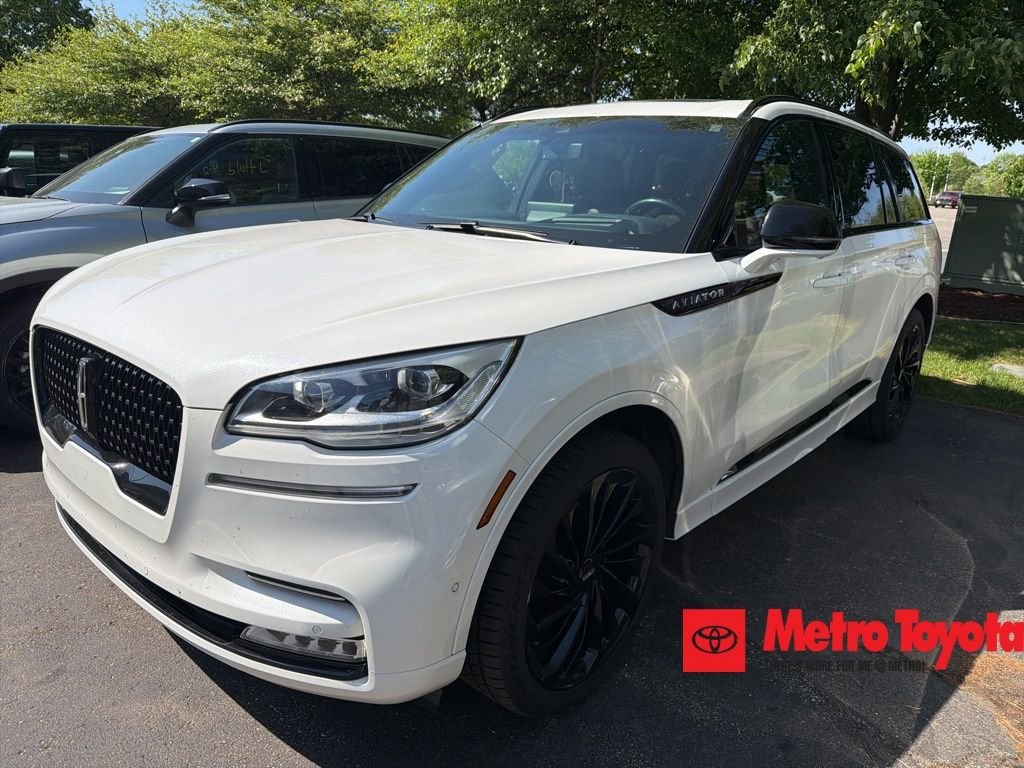 2023 Lincoln Aviator Reserve AWD's photo