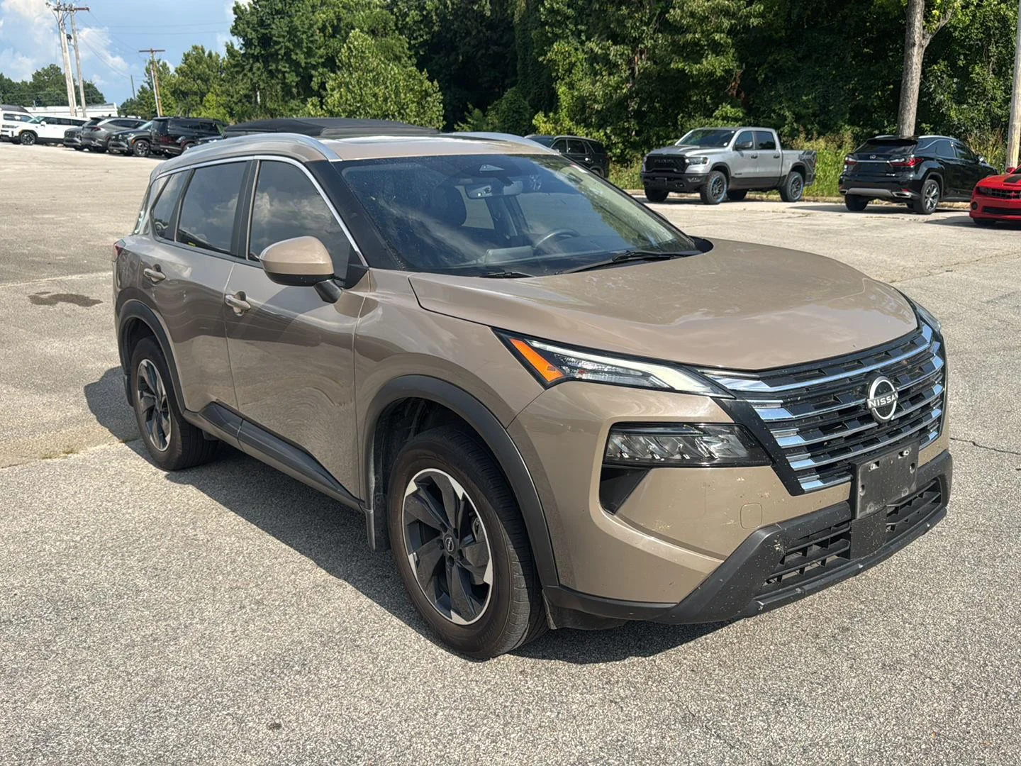2024 Nissan Rogue SV FWD's photo
