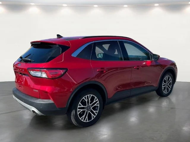 Used 2020 Red Ford SEL image 3