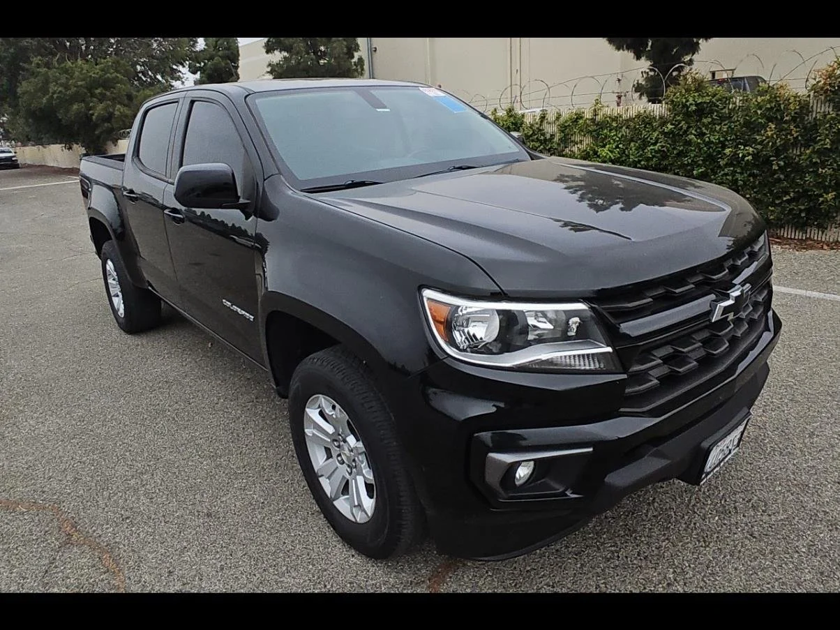 Used 2022 Black Chevrolet LT image 7