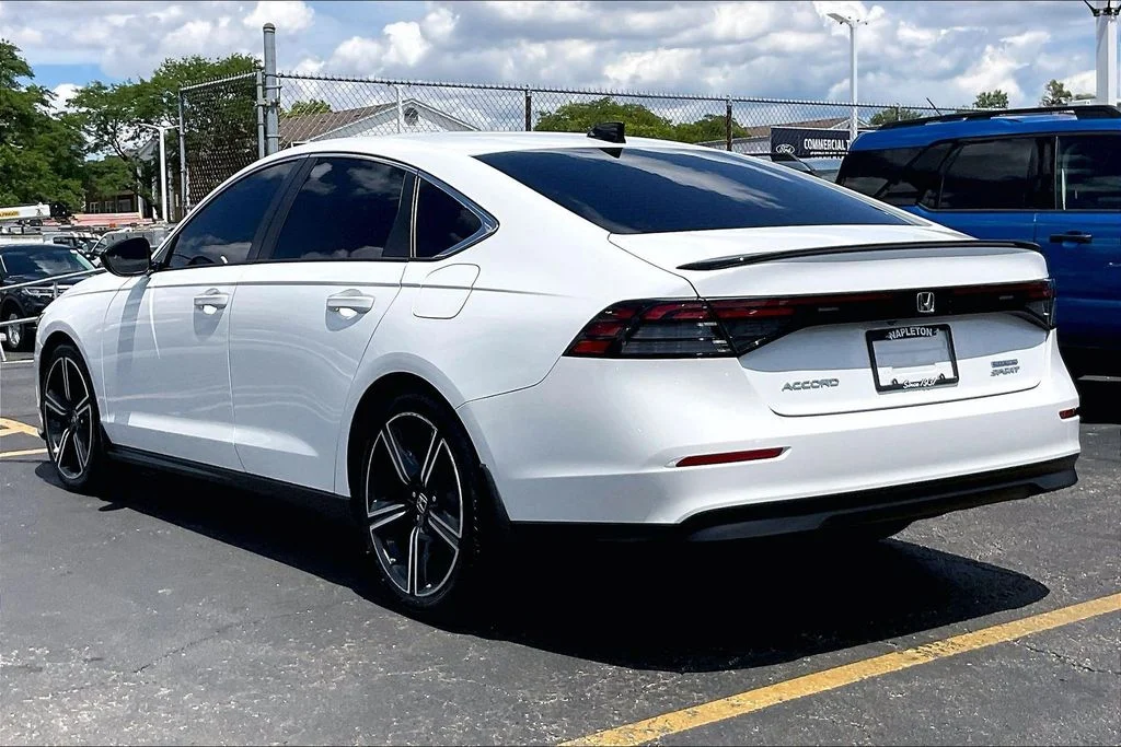 Used 2023 White Honda Sport image 10
