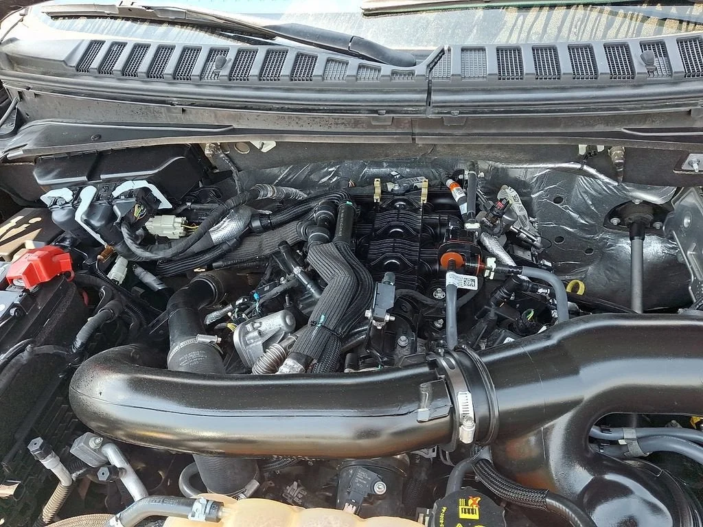 Used 2024  Ford Limited image 63