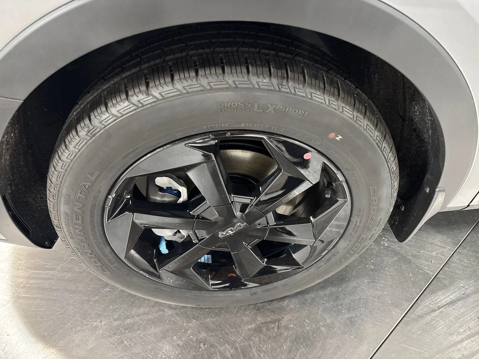 New 2026 Steel Gray Kia X-Line SX Prestige image 9