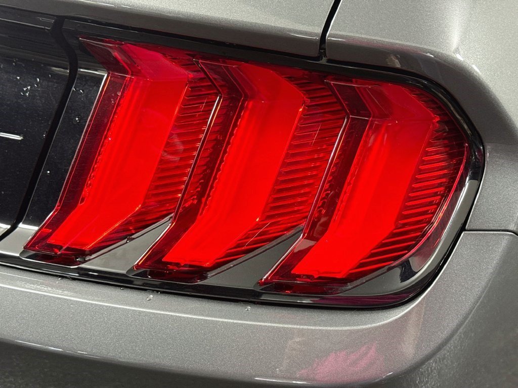 Used 2022 Carbonized Gray Metallic Ford GT Premium image 28