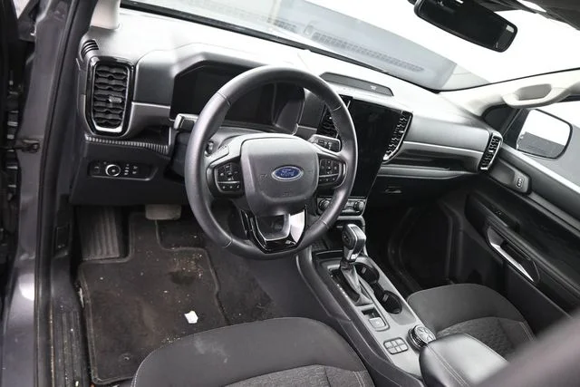 Used 2024 Gray Ford XLT image 21