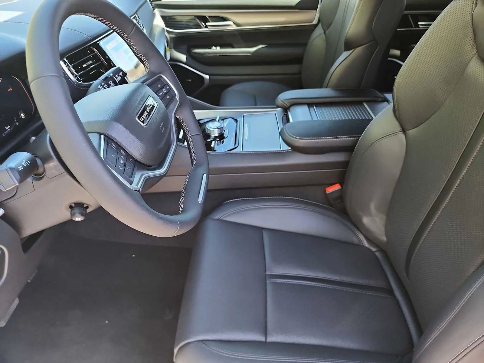 2026 Jeep Grand Wagoneer L Limited Reserve - Photo 15