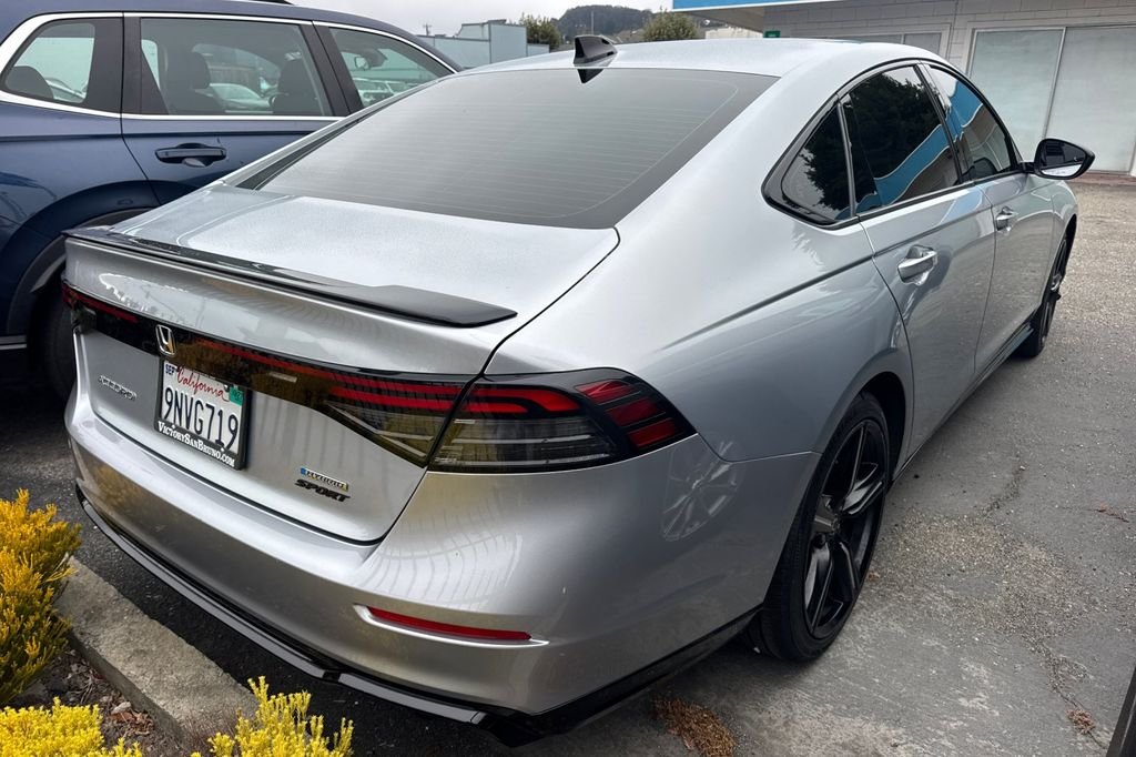 Used 2024 Solar Silver Metallic Honda Sport-L image 5