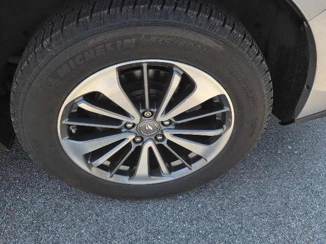 Used 2018 Silver Acura Advance Package image 5