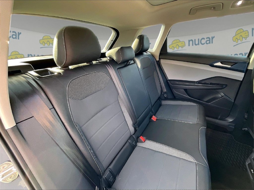Used 2024 Gray Volkswagen 1.5T SE image 15