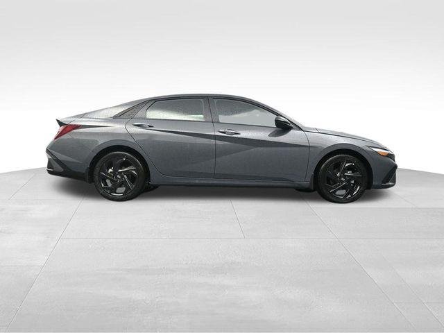 New 2026 Gray Hyundai SEL Sport image 36
