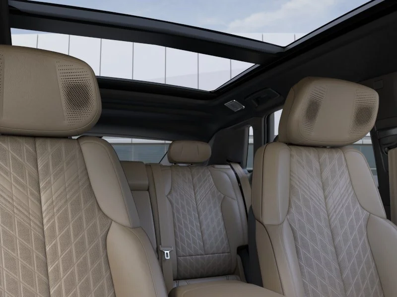 New 2026 Vibrant White Tricoat Cadillac Signature Luxury image 24